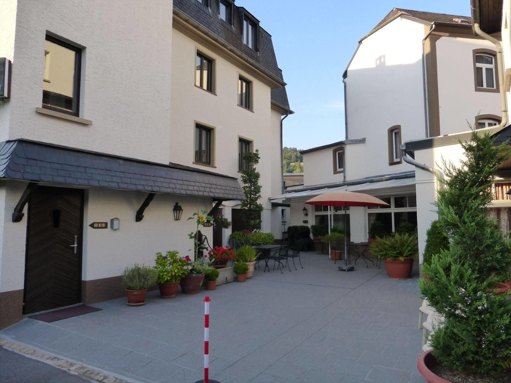 Hotel Du Parc Diekirch Kültér fotó